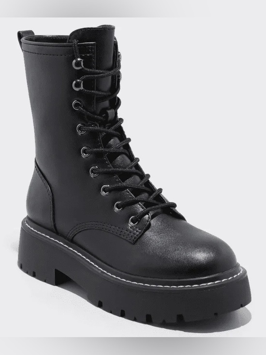wild fable Shoes - Wild Fable Women's Black Logan Lug Combat Boots with Memory Foam Insole Size 8